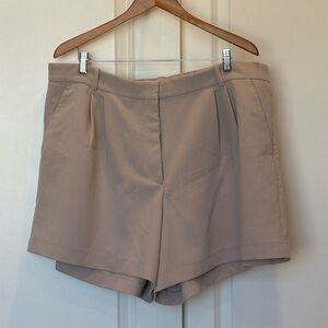 Abercrombie & Fitch Women's Beige Trouser Shorts Size 35